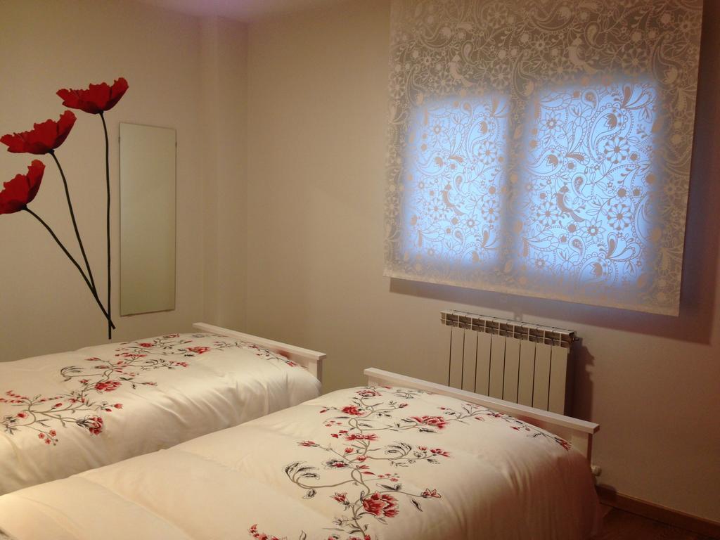 Apartamento Turistico Cigueena De Arguedas Buitenkant foto