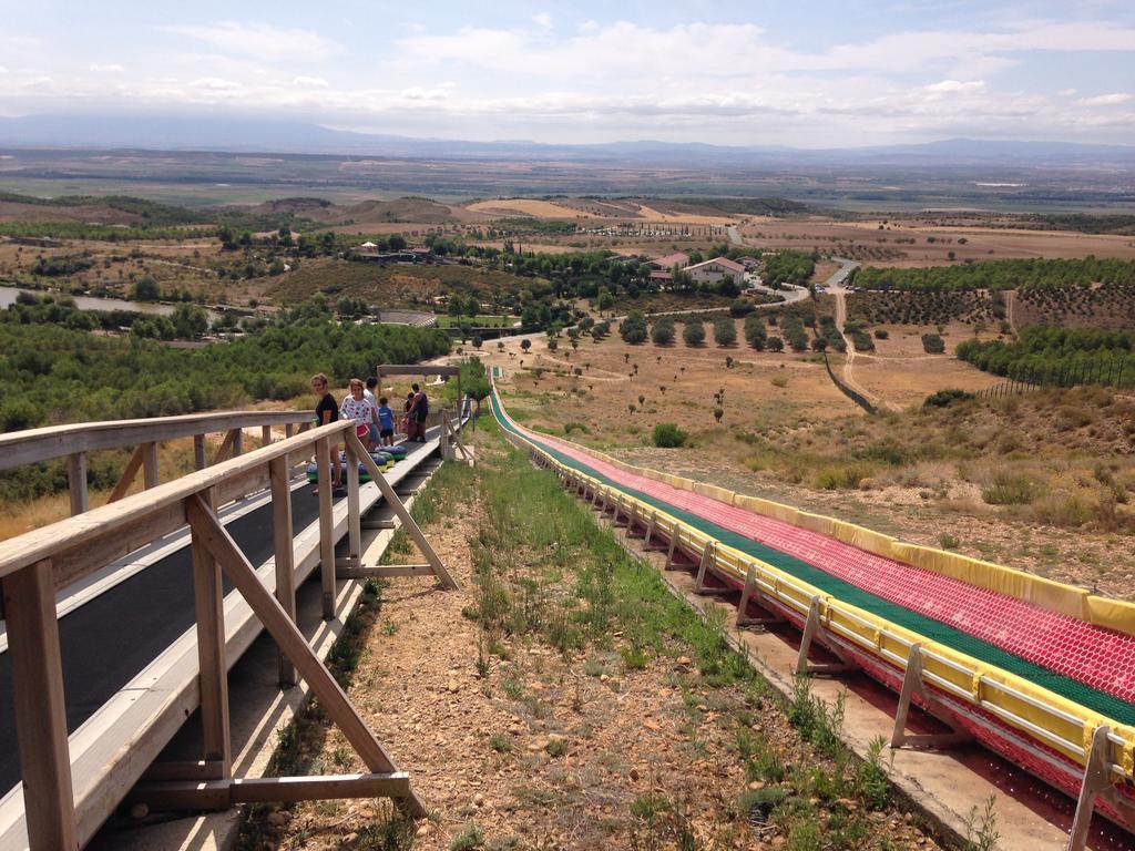 Apartamento Turistico Cigueena De Arguedas Buitenkant foto