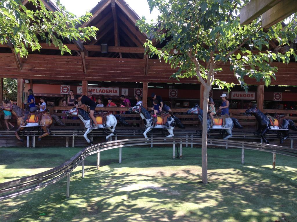 Apartamento Turistico Cigueena De Arguedas Buitenkant foto