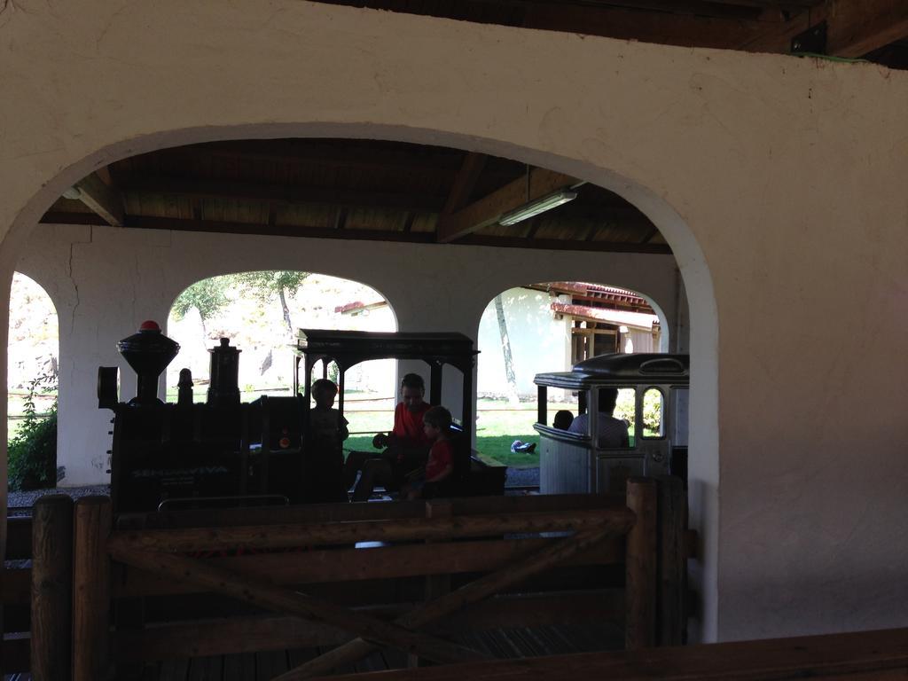 Apartamento Turistico Cigueena De Arguedas Buitenkant foto