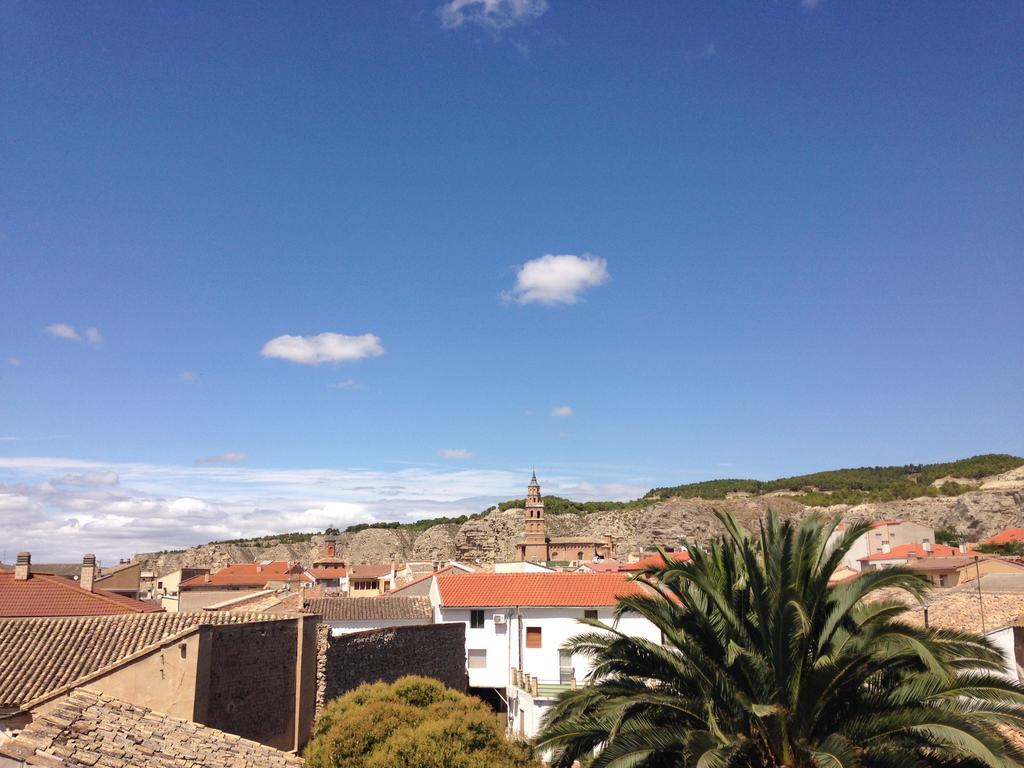 Apartamento Turistico Cigueena De Arguedas Buitenkant foto